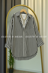 BLACK LINING BUTTON DOWN SHIRT